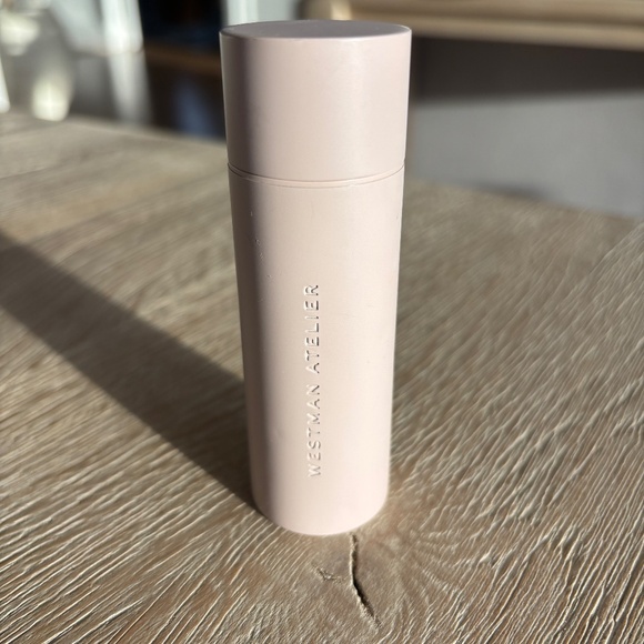 Westman Atelier Foundation - Light Beige (Shade II) - Picture 6 of 8